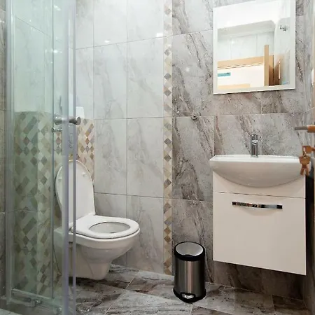 Mary Homes Apartamento *